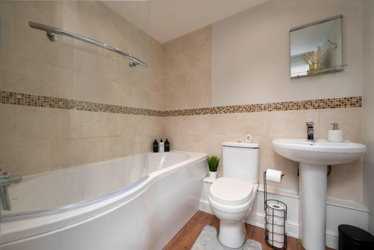 Stunning 3 Bed With Parking & Garden Villa Market Rasen Exterior foto